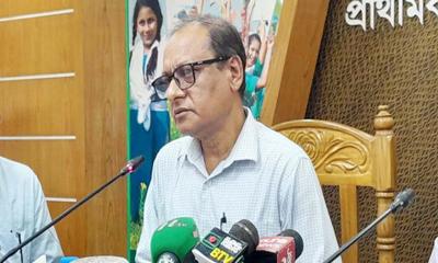 এই মুহূর্তে প্রাথমিক শিক্ষার মান উন্নয়ন করা প্রয়োজন