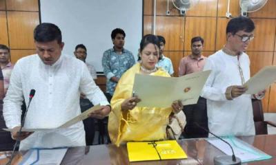 সরিষাবাড়ী উপজেলা পরিষদের চেয়ারম্যান ও ভাইস চেয়ারম্যানদের শপথ গ্রহণ