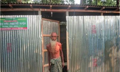 সাঘাটায় মানবতার জয়গান: অসহায় বৃদ্ধ পেলেন নিরাপদ আশ্রয়