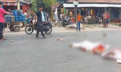 তালায় বাসচাপায় মা ও শিশু নিহত