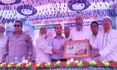 মনপুরায় প্রধান শিক্ষক আবদুল বাছেতের বিদায় সংবর্ধনা