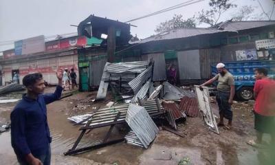 ভোলায় কালবৈশাখী ঝড়ে প্রাণ গেল ২ জনের