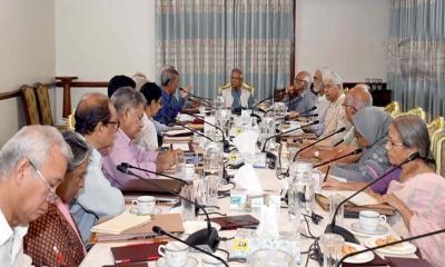 উপদেষ্টাগণকে বন্যা কবলিত মানুষের পাশে দাঁড়ানোর নির্দেশ ড. ইউনূসের