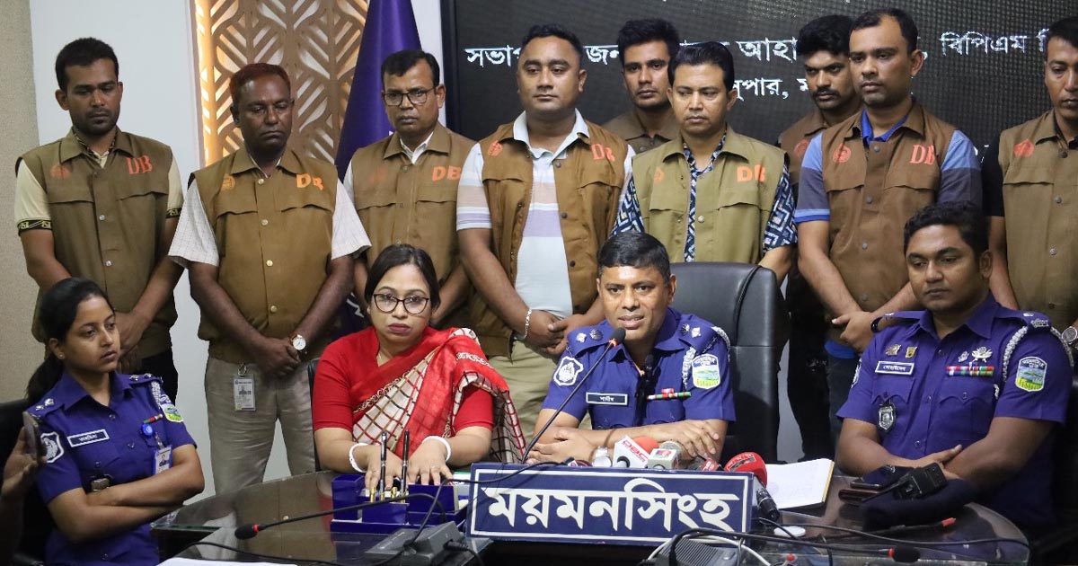 ডিবি পুলিশের তৎপরতা: ট্রিপল মার্ডারের রহস্যভেদ