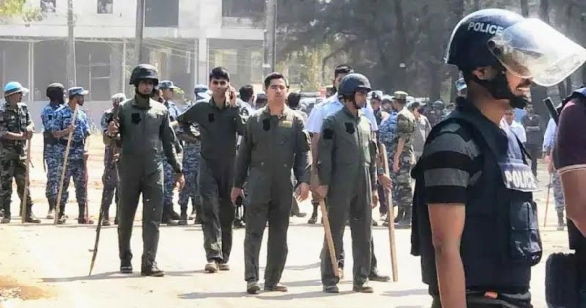কক্সবাজারে বিমানবাহিনী-স্থানীয়দের সংঘর্ষ: এলাকা পরিদর্শন করলেন ডিসি