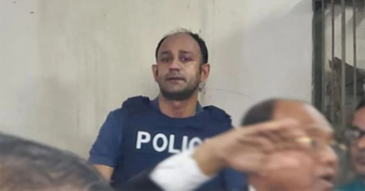 রিমান্ড শেষে কারাগারে ব্যারিস্টার সুমন