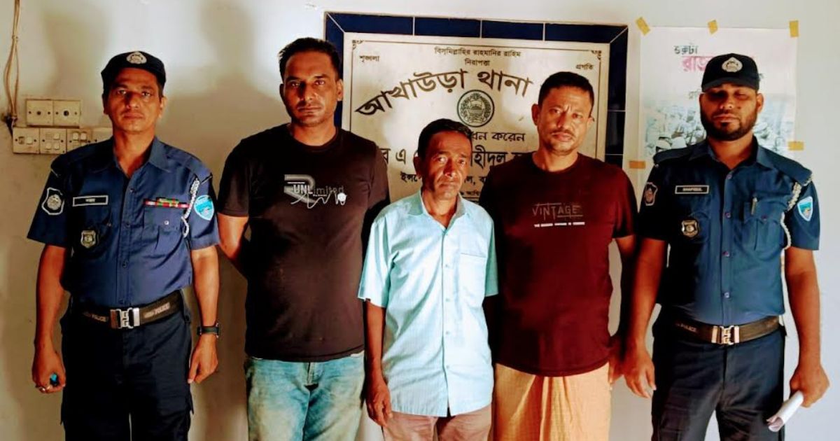 আখাউড়ায় বিস্ফোরক আইনে গ্রেপ্তার ৩