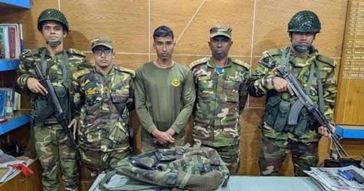 ফেনীতে যৌথবাহিনীর অভিযানে ভুয়া সেনা সদস্য আটক