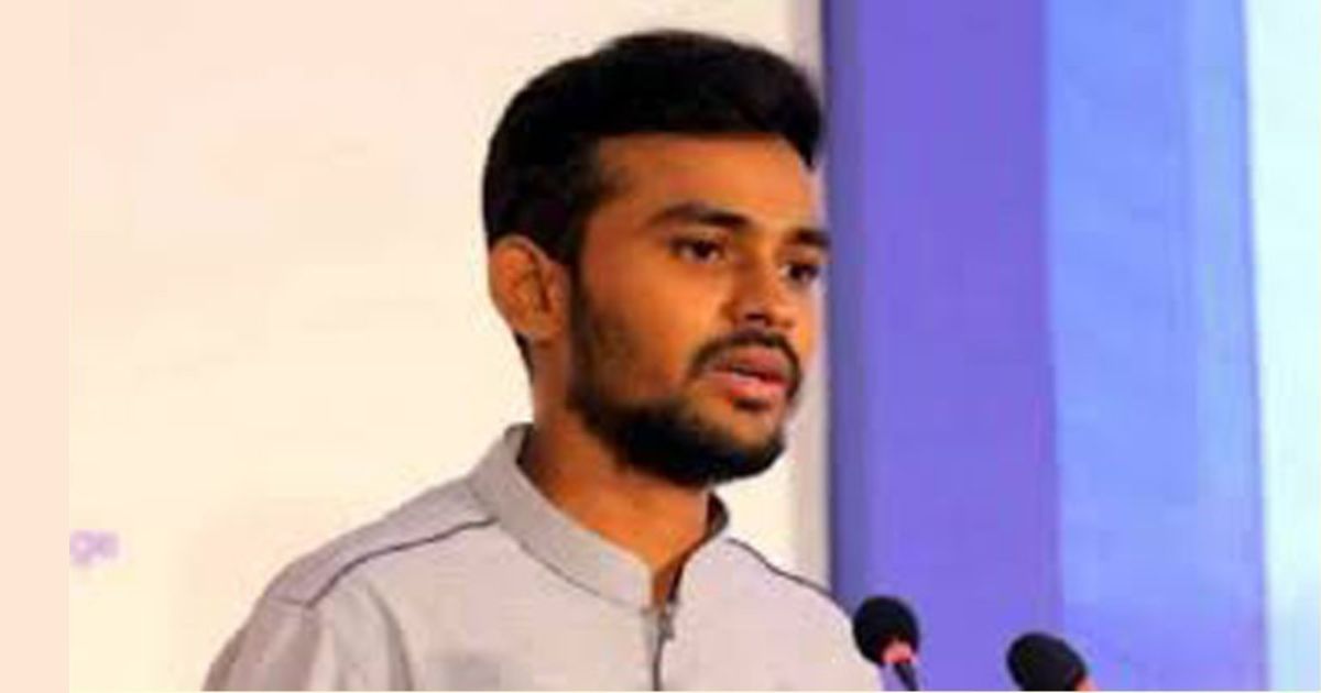 হেলিকপ্টার ভ্রমণ নিয়ে সমালোচনা, ব্যাখ্যা দিলেন উপদেষ্টা আসিফ