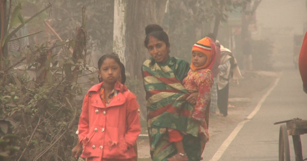বরিশালে হাড় কাঁপানো শীতে বিপর্যস্ত জনজীবন