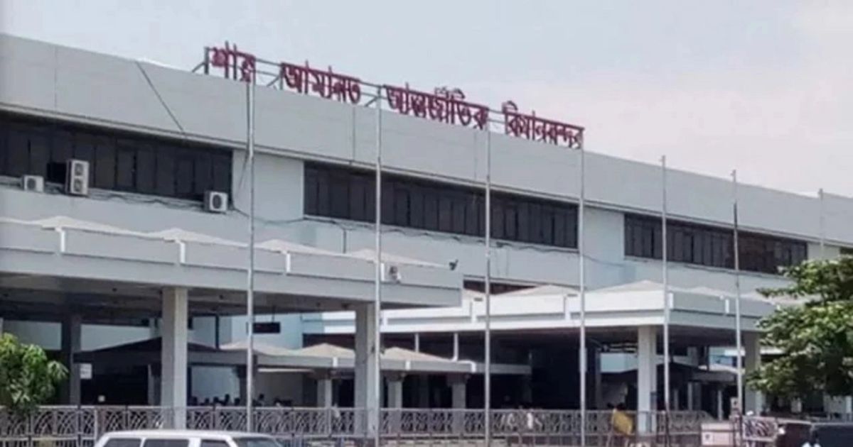 চট্টগ্রাম বিমানবন্দরে মাস্ক ব্যবহারসহ ৭ নির্দেশনা