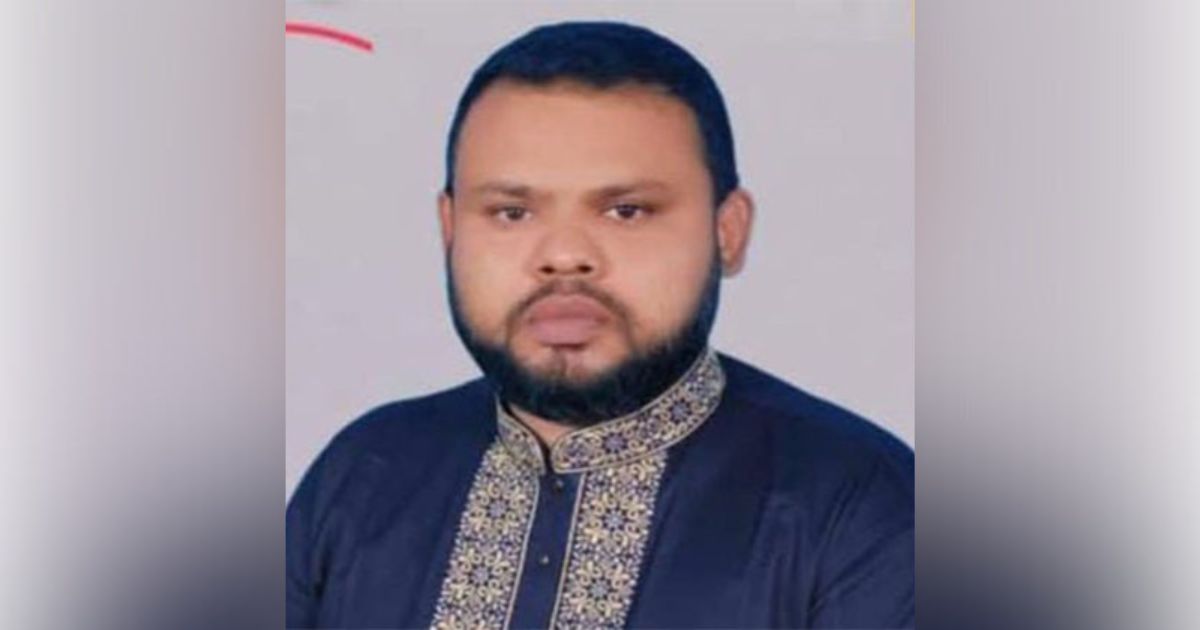 আ.লীগ নেতাকে ছাড়াতে পুলিশ পেটালেন স্বেচ্ছাসেবক দল নেতা, পরে আটক