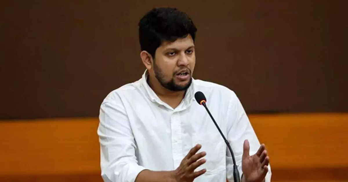 আমাদের শত্রু অগণিত, তারা সবাই শক্তিধর