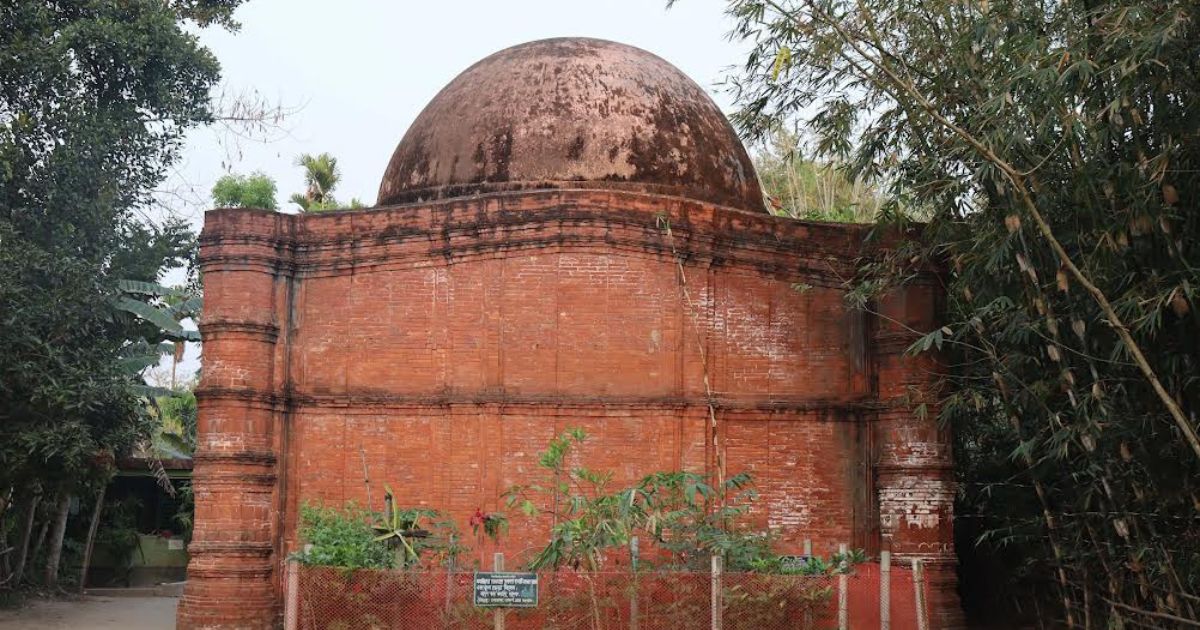 অভয়নগরে সাড়ে ৫শ’ বছরের পুরোনো খানজাহান আলী মসজিদ