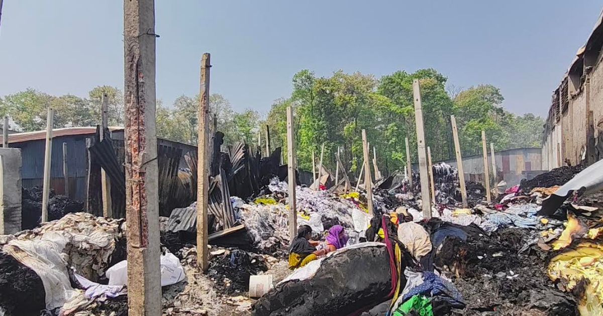কালিয়াকৈরে ভয়াবহ অগ্নিকাণ্ড, ৩ গোডাউন পুড়ে ছাই