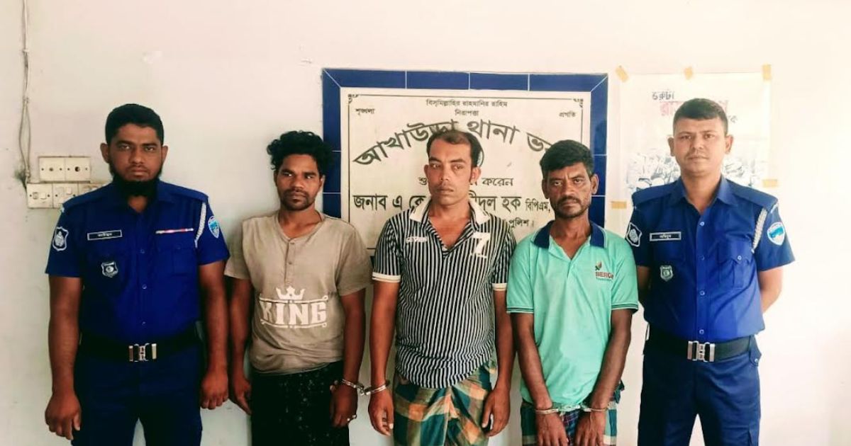 আখাউড়ায় ৩ ডাকাত গ্রেপ্তার
