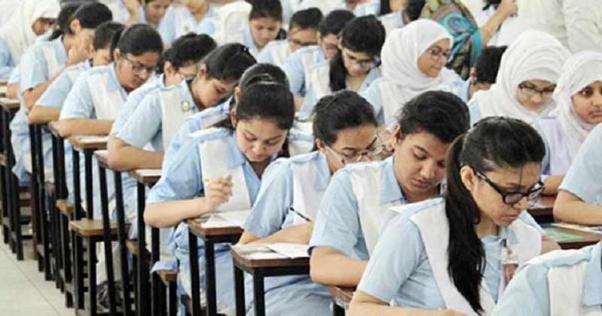 এসএসসি ও সমমানের পরীক্ষা শুরু