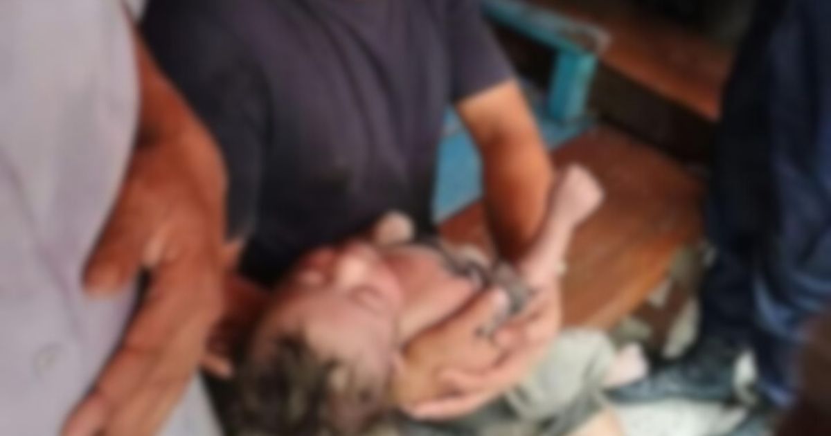 চট্টগ্রামে খালে পড়ে শিশুর মৃত্যু, ১৫ ঘণ্টা পর মিলল নিথর দেহ