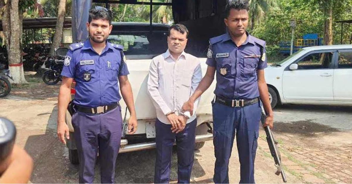 বরিশালে মেট্রিক পাশ ‘ভুয়া’ ডাক্তার গ্রেফতার, এক বছরের সাজা