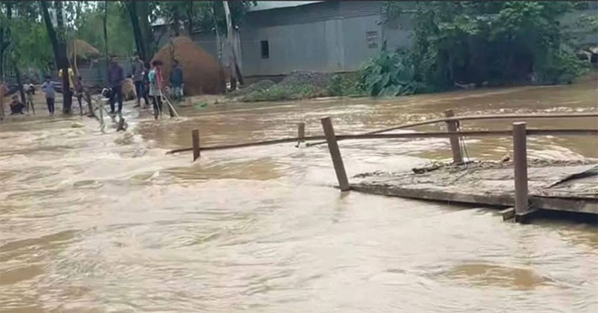 বন্যার শঙ্কায় ৪ জেলা, নদীর পানি বিপৎসীমার ওপরে