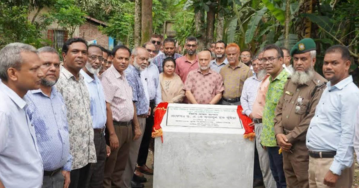 বাকৃবিতে ক্লিনারদের জন্য আধুনিক ছয়তলা আবাসন নির্মাণের উদ্যোগ
