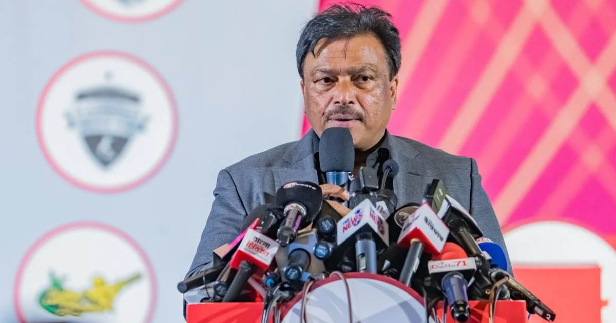 বিসিবি সভাপতি ফারুককে অপসারণ
