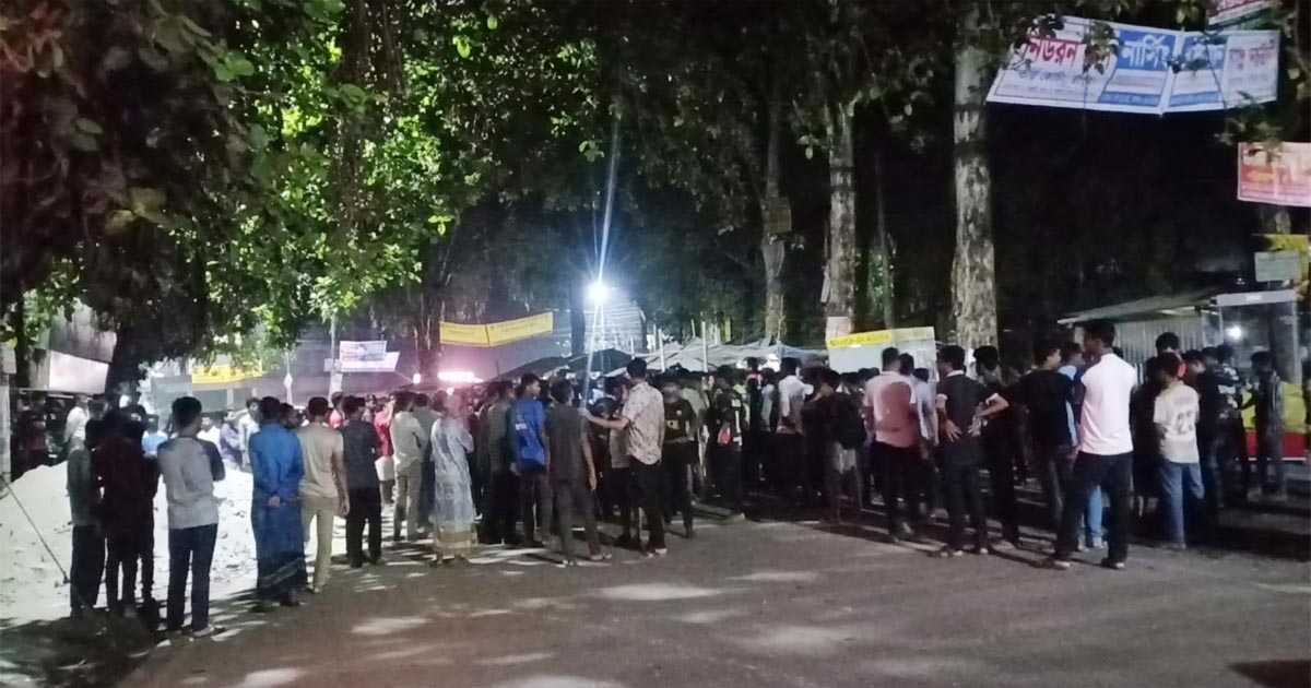 বেরোবিতে ছাত্রলীগ কর্মীকে রড দিয়ে পিটিয়ে আহত