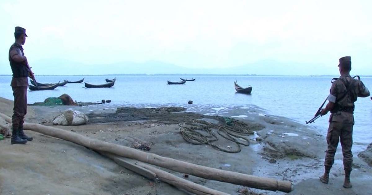 নাফ নদীতে বিজিপির গুলি, গুলিবিদ্ধ ২ বাংলাদেশি
