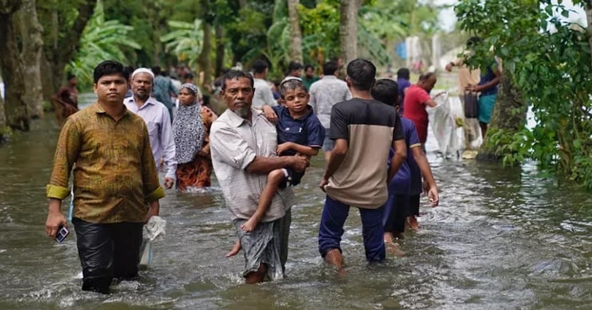 ‘চলমান বন্যায় ঝুঁকিতে ২০ লাখ শিশু’
