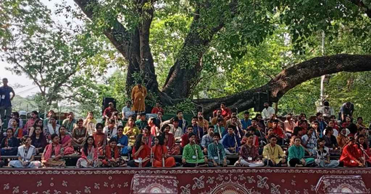 গান-কবিতায় হবে বর্ষবরণ, প্রস্তুত রমনার বটমূল
