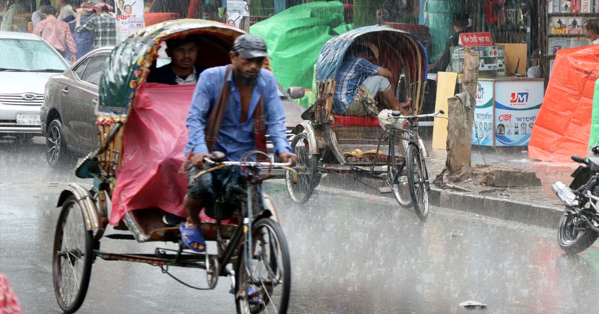 রাজধানীতে হালকা বৃষ্টি