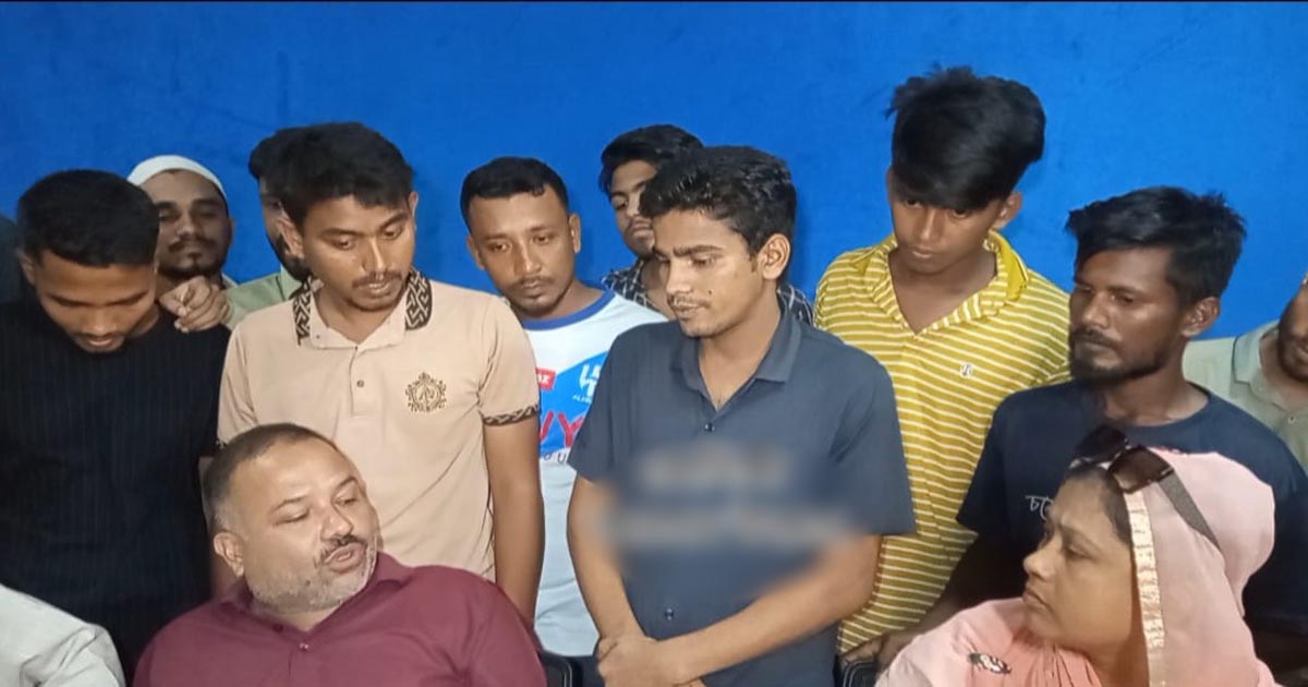 স্বাক্ষর জালিয়াতি করে ভোটার হতে গিয়ে রোহিঙ্গা যুবক আটক
