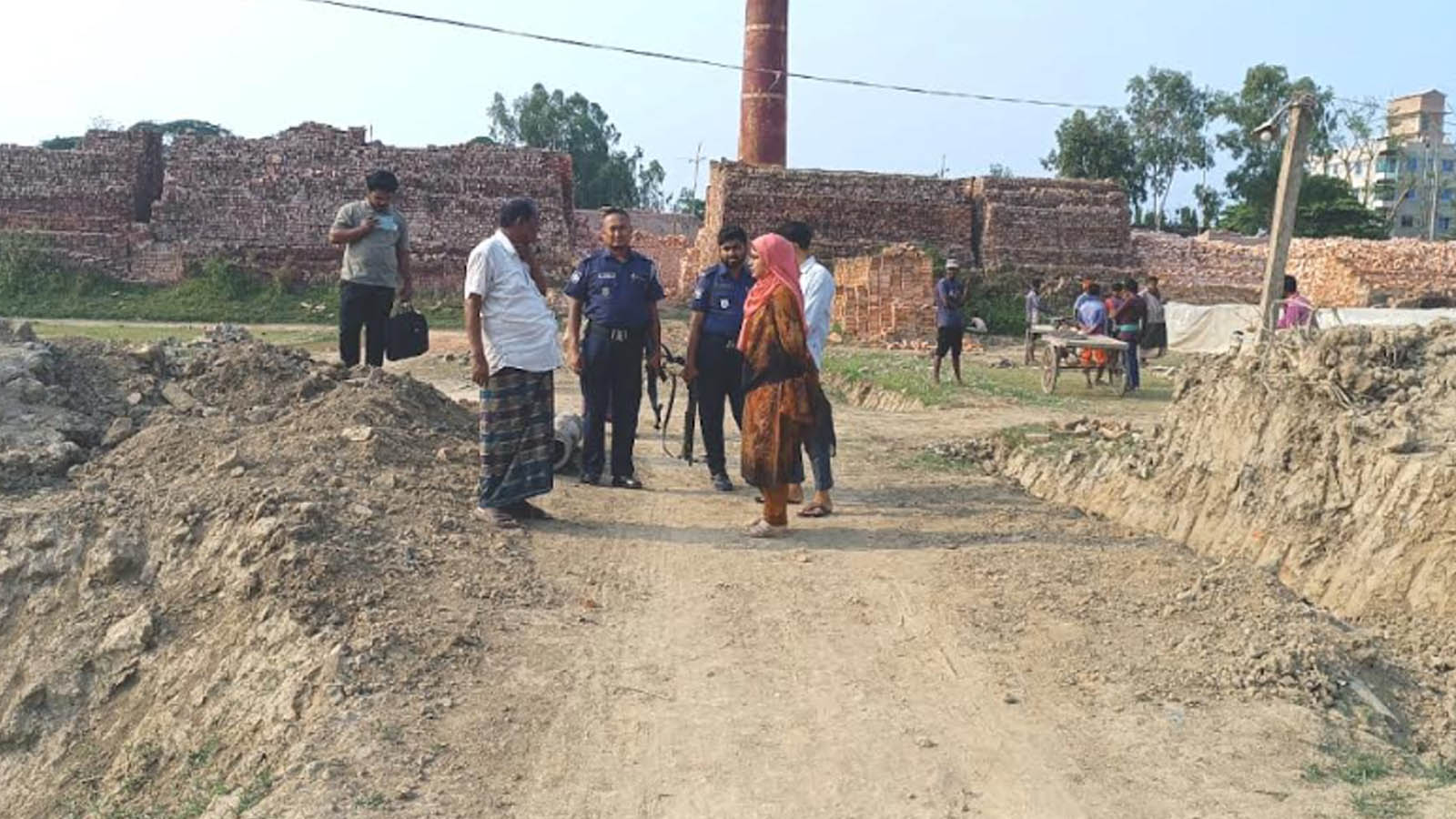 সাতকানিয়ায় ইটভাটাকে লাখ টাকা জরিমানা