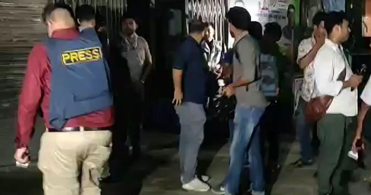 বিএনপির কেন্দ্রীয় কার্যালয়ে যৌথ অভিযান, নেতৃত্বে ডিবিপ্রধান হারুন