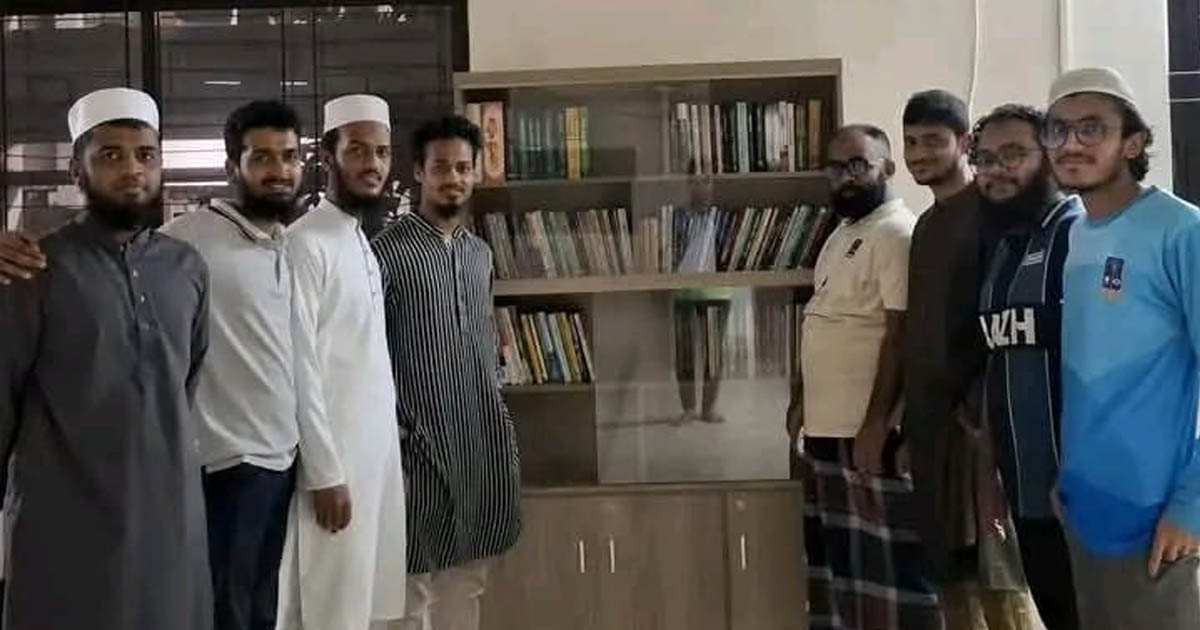 জিয়া হলে ছাত্রদলের উদ্যোগে মসজিদে ইসলামী পাঠাগার উদ্বোধন