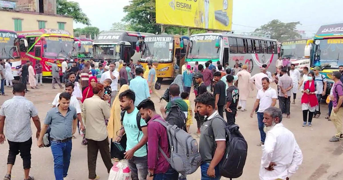 ঈদের ছুটি শেষে কর্মস্থলে ফিরছে দক্ষিণাঞ্চলের কর্মজীবীরা