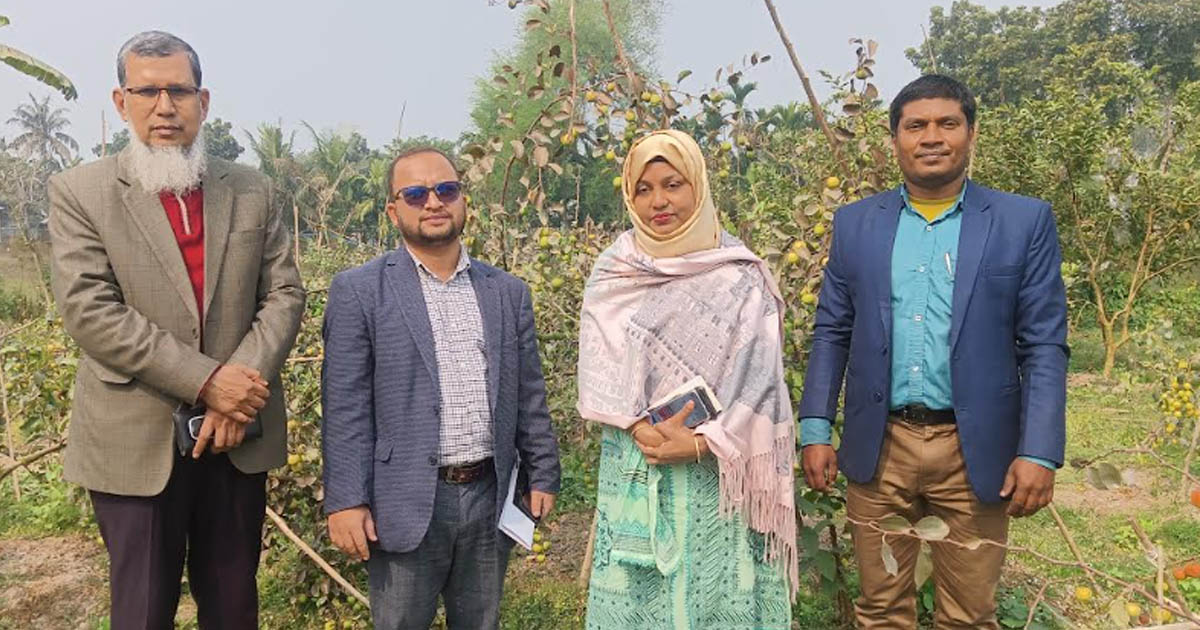 গুরুদাসপুরে দেশীয় ফলের রাজ্য পরিদর্শন