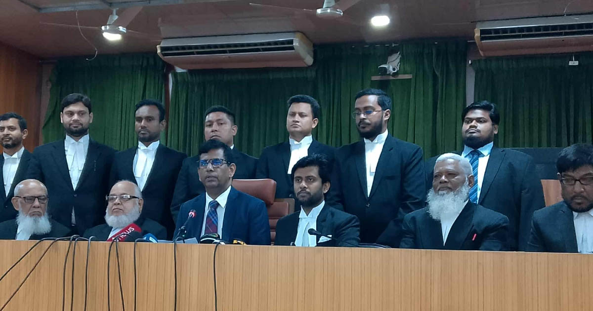 হাসিনাসহ তিনজনের বিরুদ্ধে গণহত্যাসহ ৫ অভিযোগ