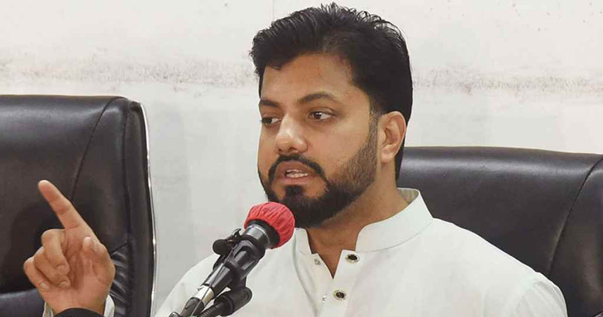দেশকে গণতান্ত্রিক ধারা থেকে সরিয়ে নেয়ার চেষ্টা করা হচ্ছে