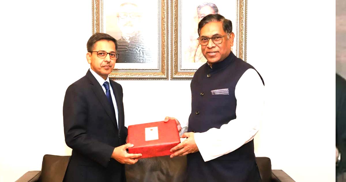 প্রতিবেশী দেশসমূহ থেকে ৯০০০ মেগাওয়াট বিদ্যুৎ আমদানি করবে সরকার