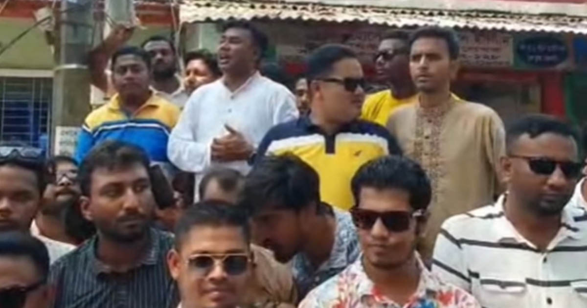 ঢাবি শিক্ষার্থী হত্যার প্রতিবাদে ঝালকাঠিতে ছাত্রদলের বিক্ষোভ