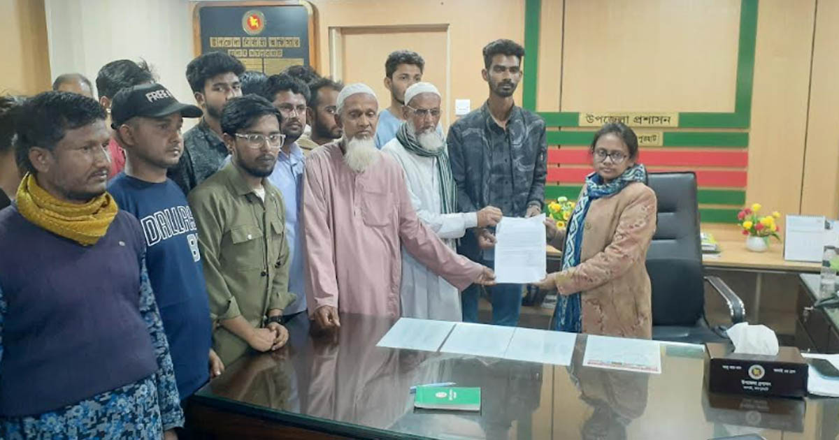 আলু সংরক্ষণের ভাড়া বৃদ্ধির প্রতিবাদে বিক্ষোভ