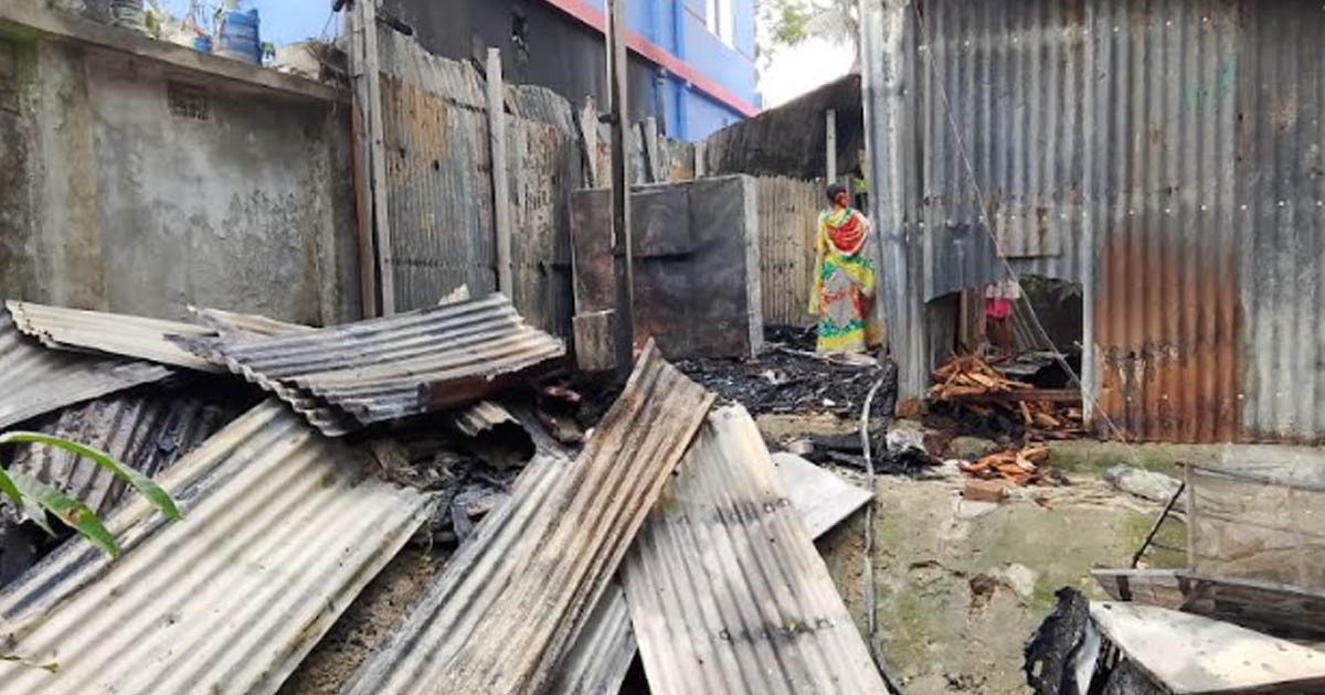 কালিয়াকৈরে বসতবাড়িতে অগ্নিকাণ্ড