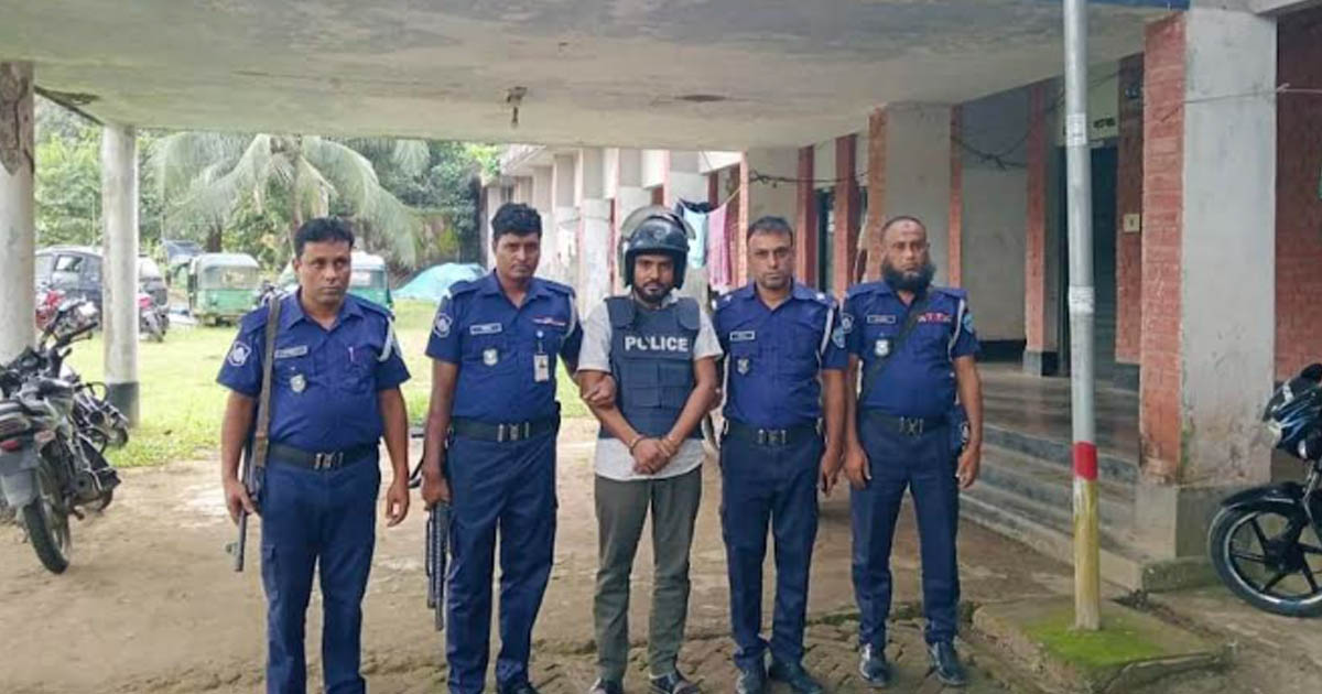 কাপ্তাইয়ে সাবেক ছাত্রলীগের সভাপতি গ্রেপ্তার