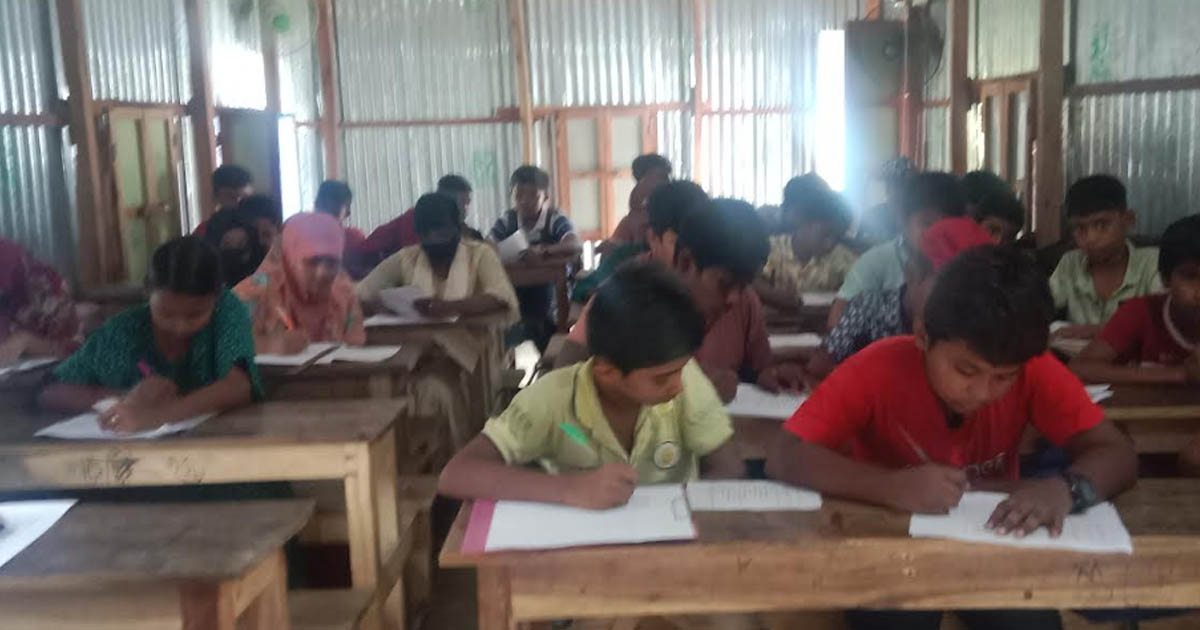 কাশিয়ানীতে চলছে রমরমা প্রাইভেট ও কোচিং বাণিজ্য