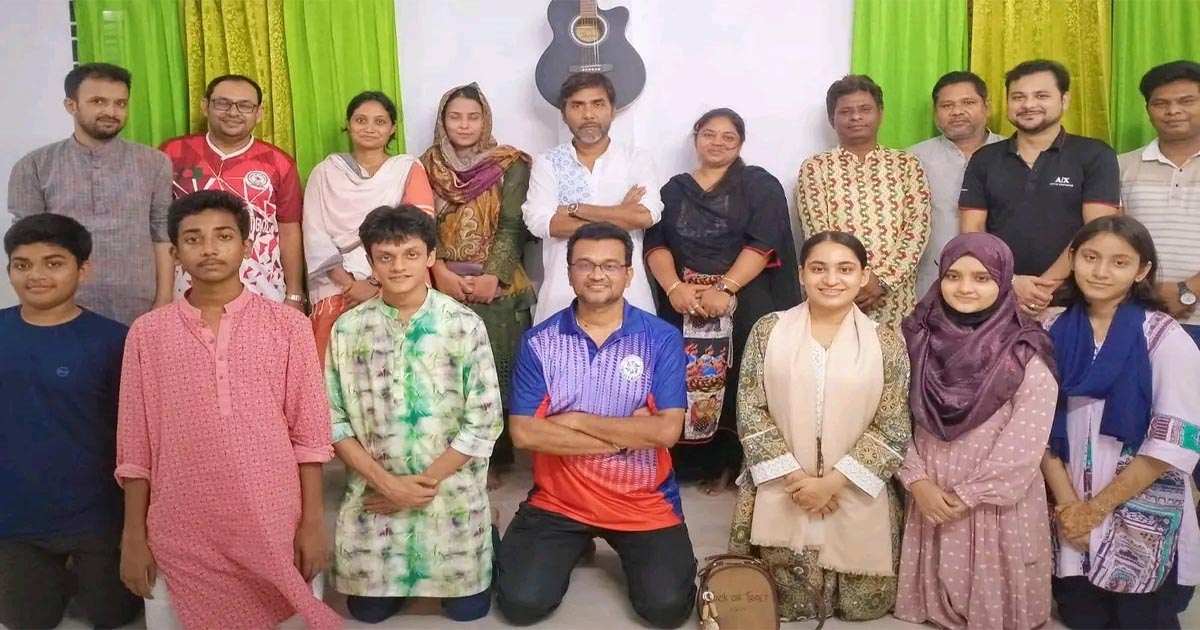 চন্দ্রাবতী আবৃত্তি পরিষদের নেতৃত্বে জুয়েল-তন্ময়