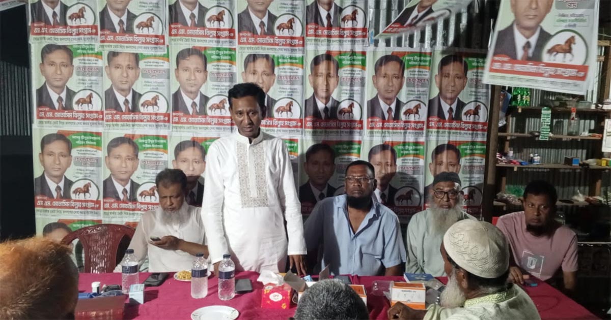 ব্যতিক্রমী নির্বাচনি প্রচারণায় উপজেলা চেয়ারম্যান প্রার্থী সংগ্রাম