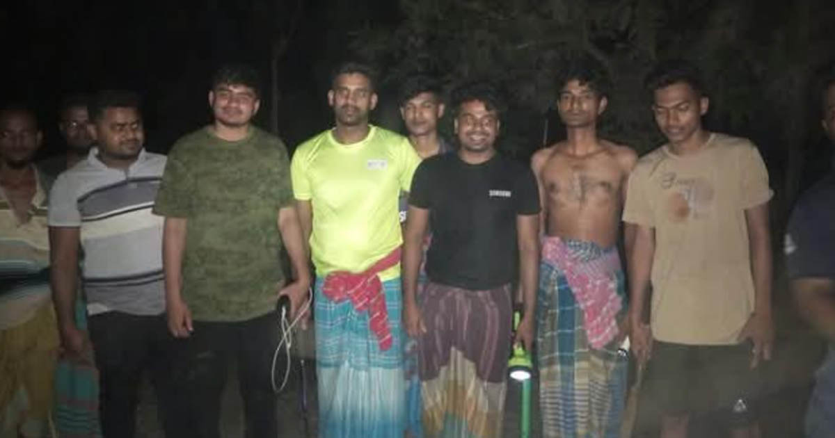 ডাকাত আতঙ্কে নির্ঘুম রাত কাটলো এলাকাবাসীর