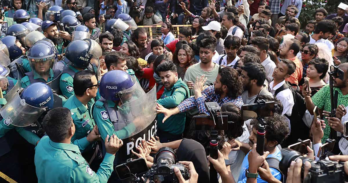 ছাত্র ফেডারেশন-ছাত্র ইউনিয়নের ১২ জনের নামে মামলা