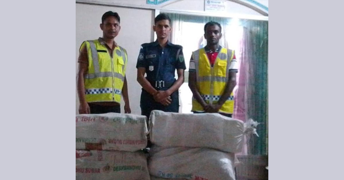 মৌলভীবাজারে ৬ লাখ টাকার ভারতীয় শাড়ি উদ্ধার